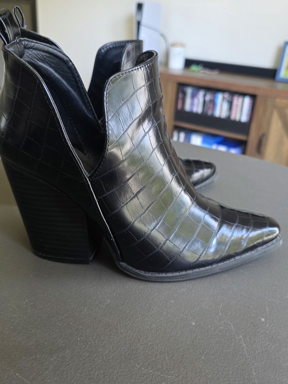 Qupid Black Croc-Embossed Pointed Toe Ankle Booties